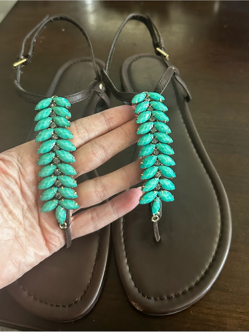 Tommy Bahama Palm Desert Leather Sandals withTurquoise Accents